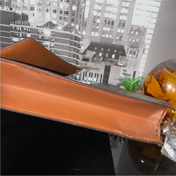 Louis Vuitton unisex briefcase, canvas monogram
💯 % authentic - Picture 14 of 17